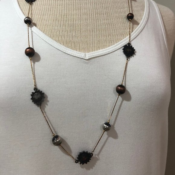 Sun motif necklace & matching earrings - Picture 1 of 3